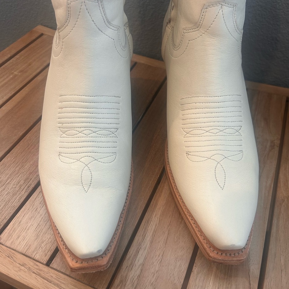 Tecovas "The Daisy Booties" in Bone - Picture 10 of 11